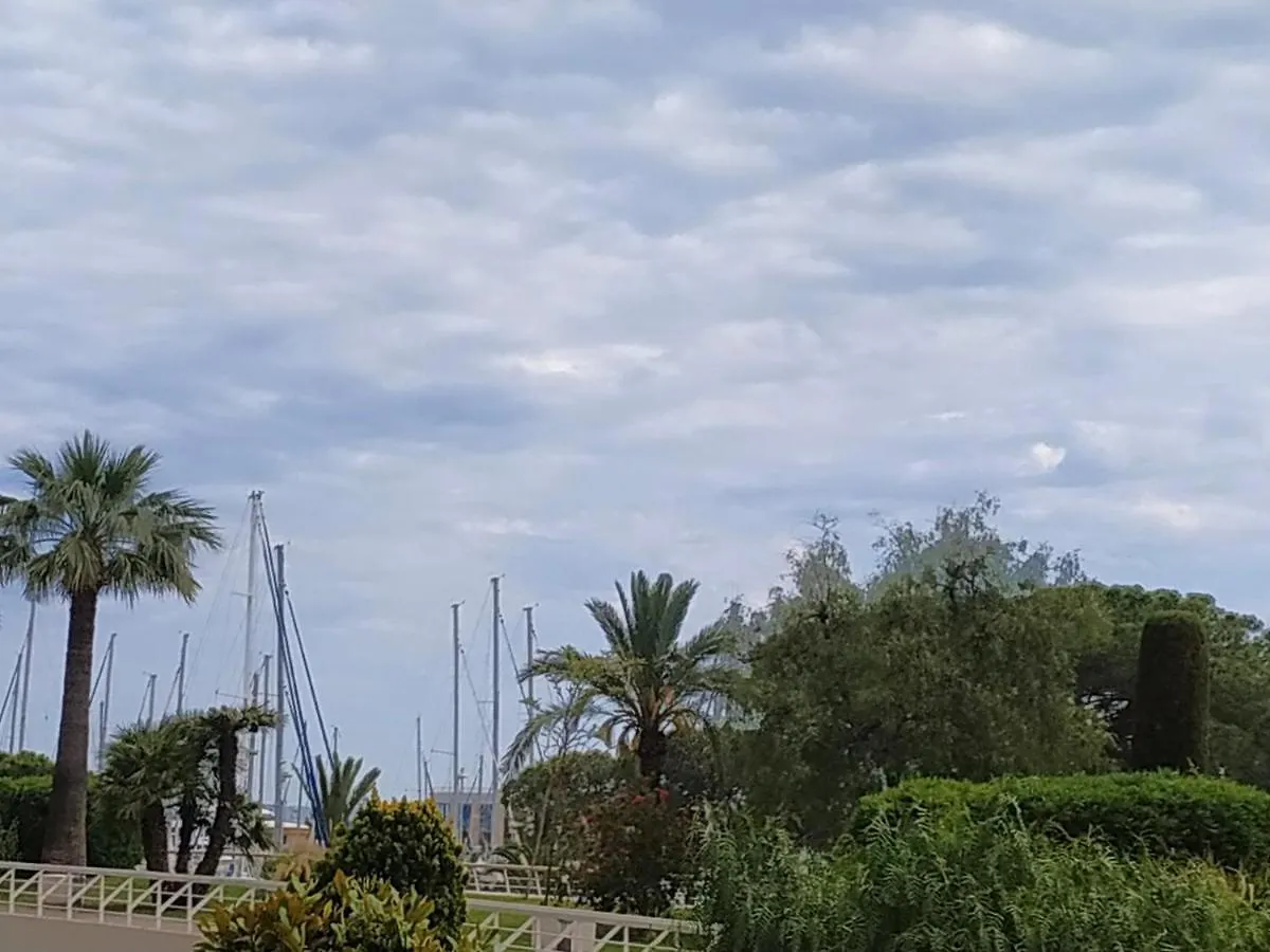 Studio Rez De Jardin Marina Baie Des Anges Villeneuve-Loubet 0*,