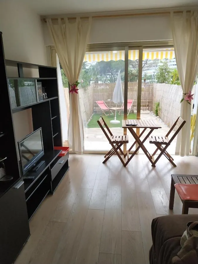Studio Rez De Jardin Marina Baie Des Anges Villeneuve-Loubet 0*,  France