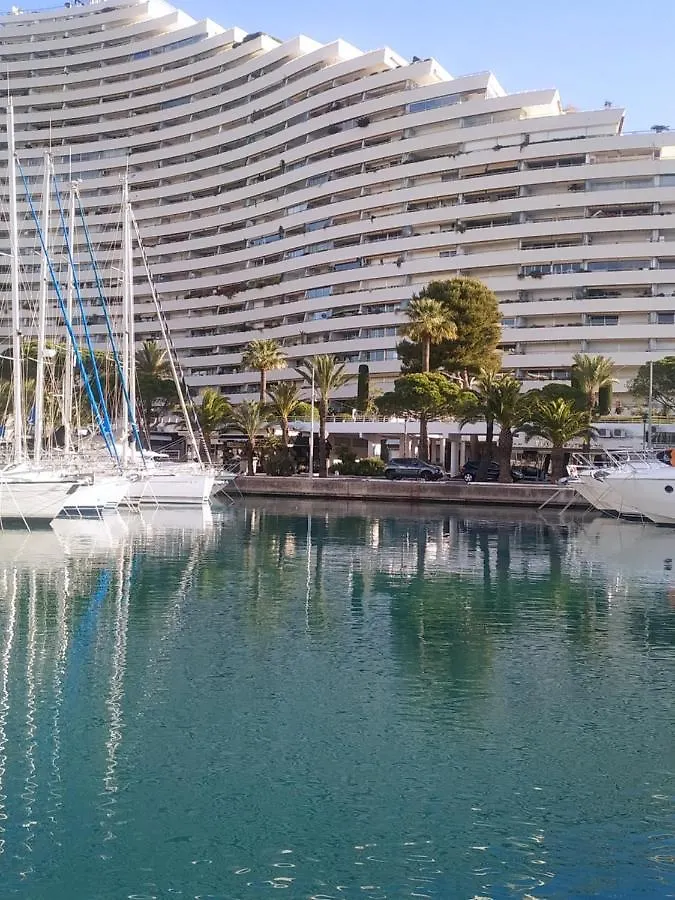 Studio Rez De Jardin Marina Baie Des Anges Villeneuve-Loubet 0*,  Γαλλία