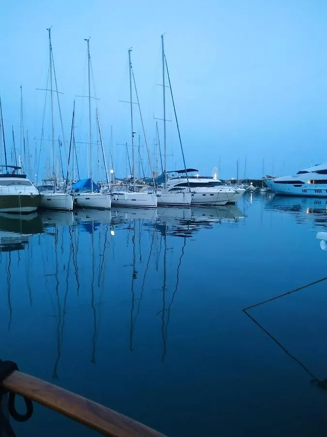 Διαμέρισμα Studio Rez De Jardin Marina Baie Des Anges Villeneuve-Loubet
